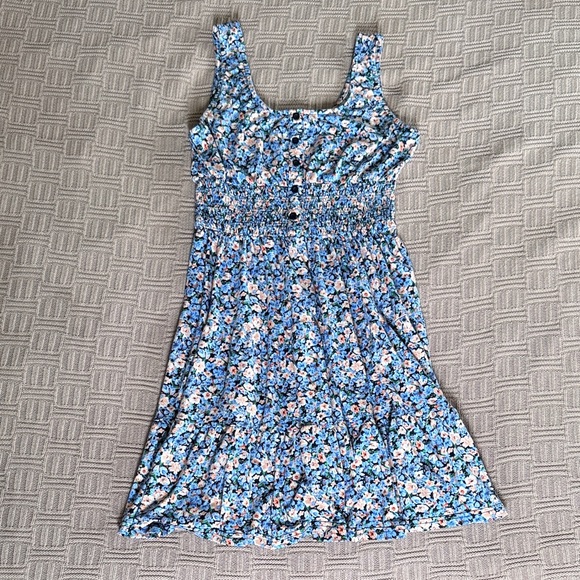 Dresses & Skirts - Blue Floral Button-Front Sundress